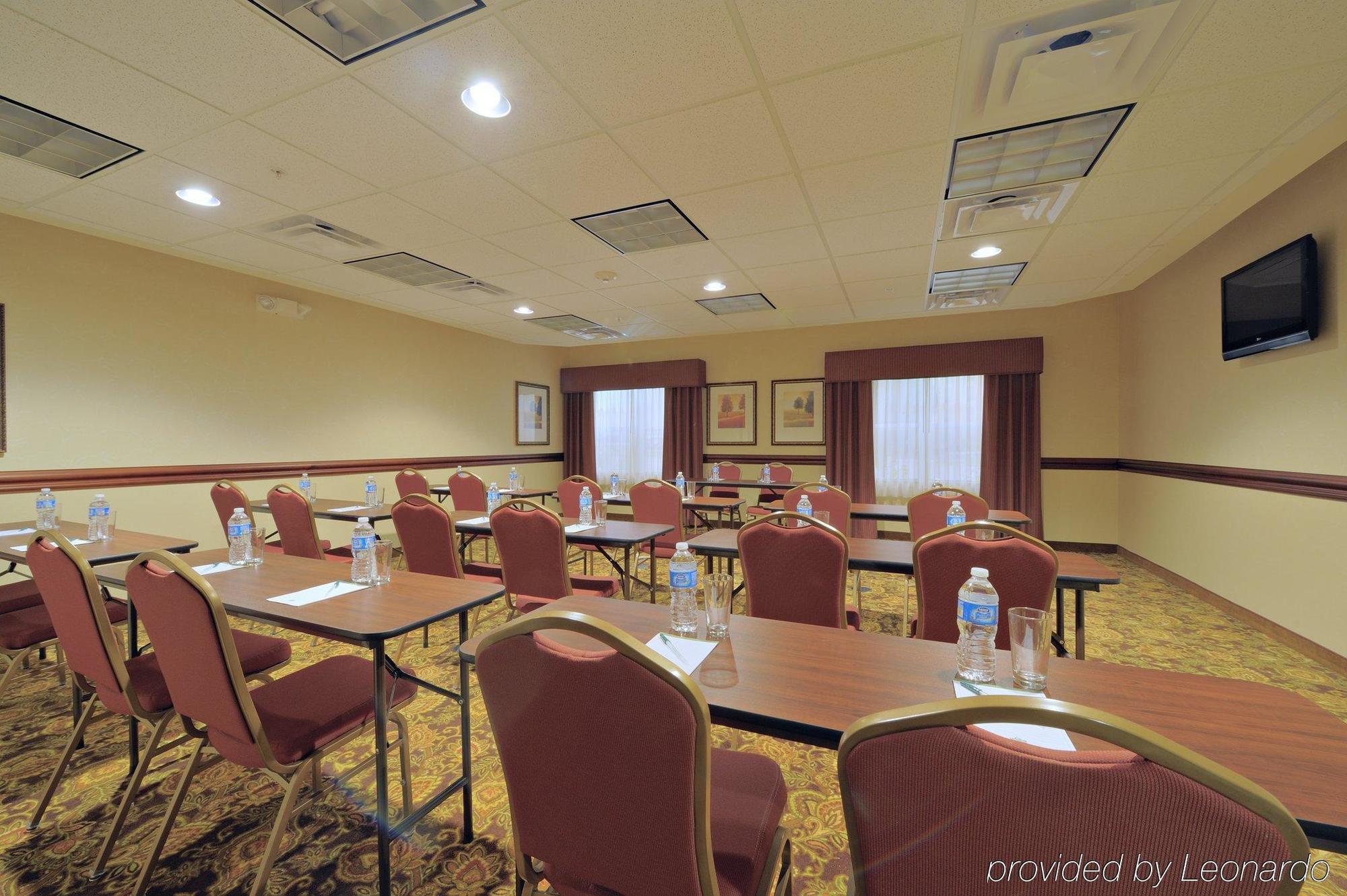 Country Inn & Suites By Radisson, Toledo South, Oh Rossford Facilities photo