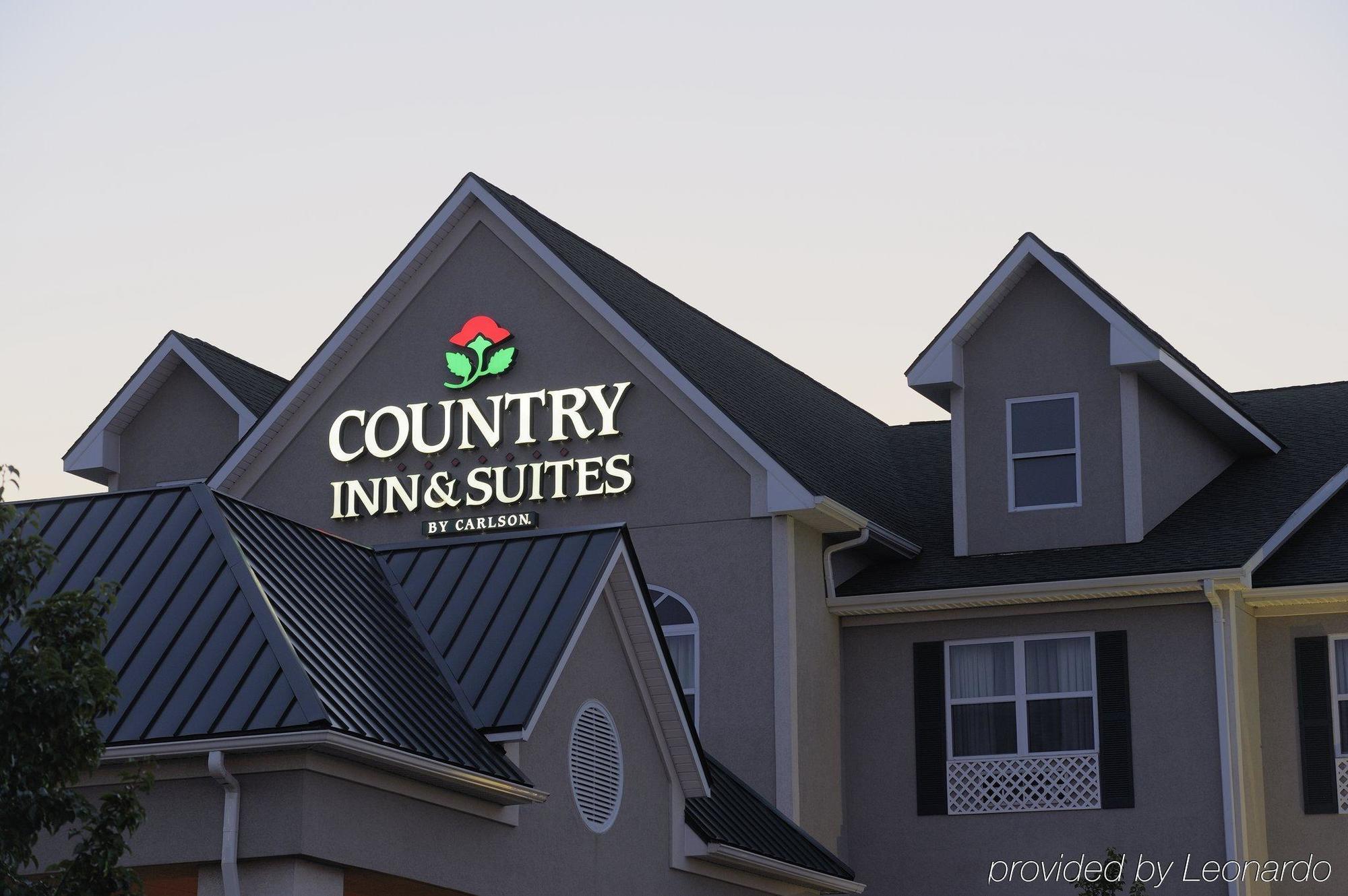 Country Inn & Suites By Radisson, Toledo South, Oh Rossford Exterior photo